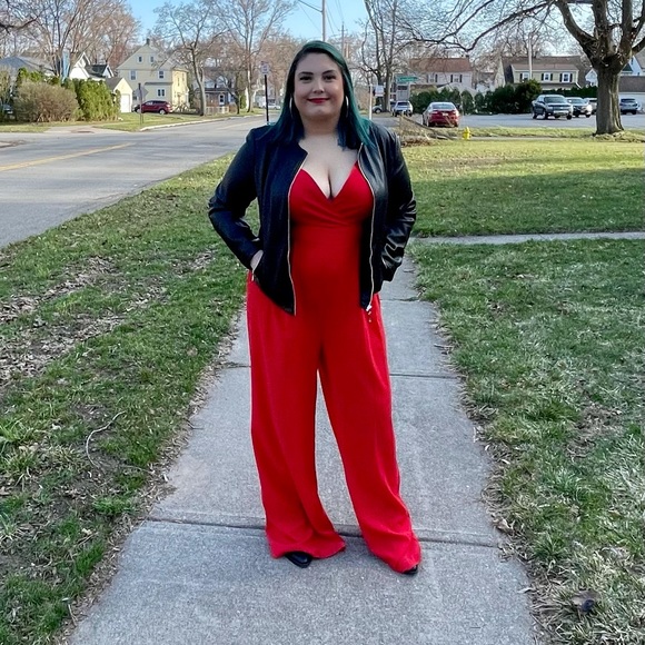 Meet your Posher, Sherry - Picture 3 of 12